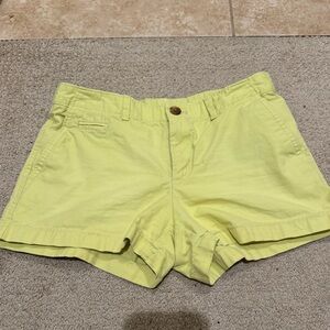 Women’s Gap shorts yellow size 00R